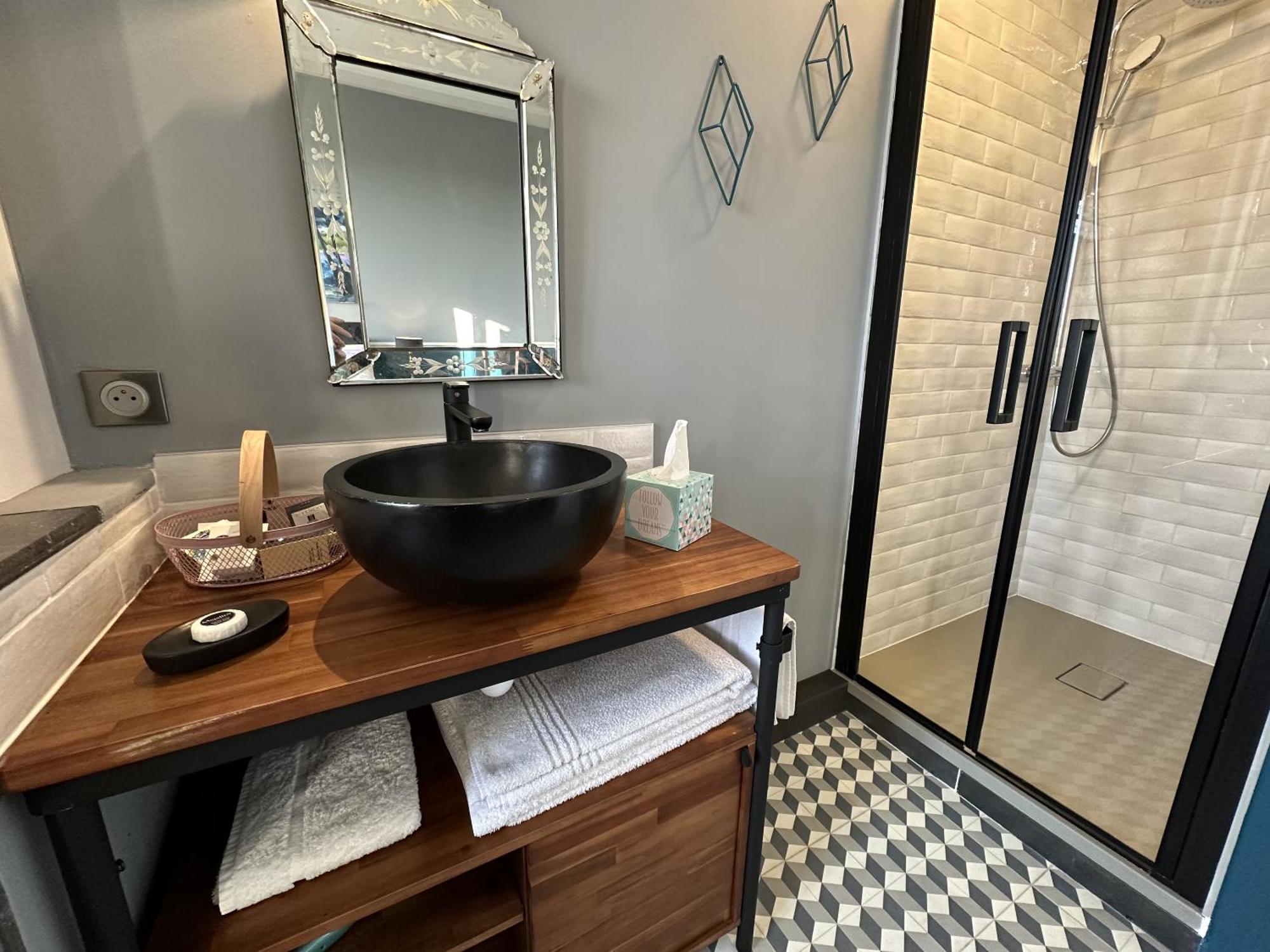 Maison Jeroboam Saint-Estephe  Room photo