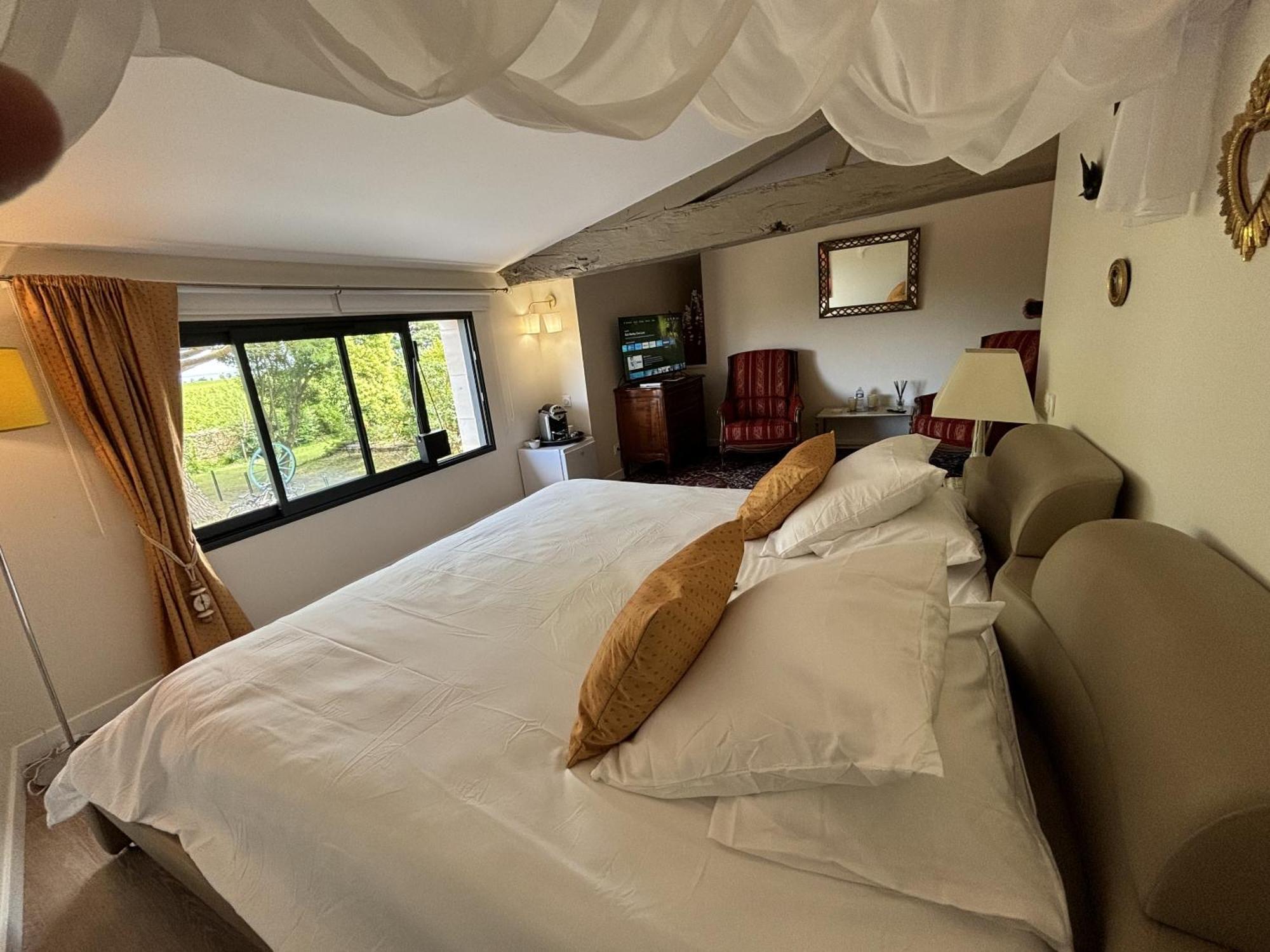 Maison Jeroboam Saint-Estephe  Room photo